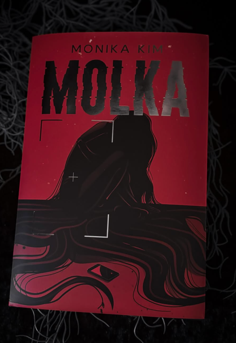 Molka - Twisted Retreat Edition